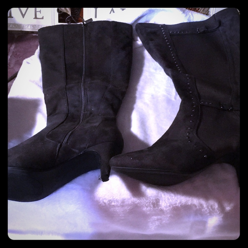 Charcoal grey boots